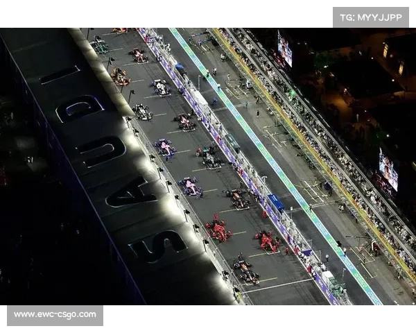 沙特阿拉伯站夜赛：梅赛德斯引擎长距离表现稳定，拉塞尔执行一停策略